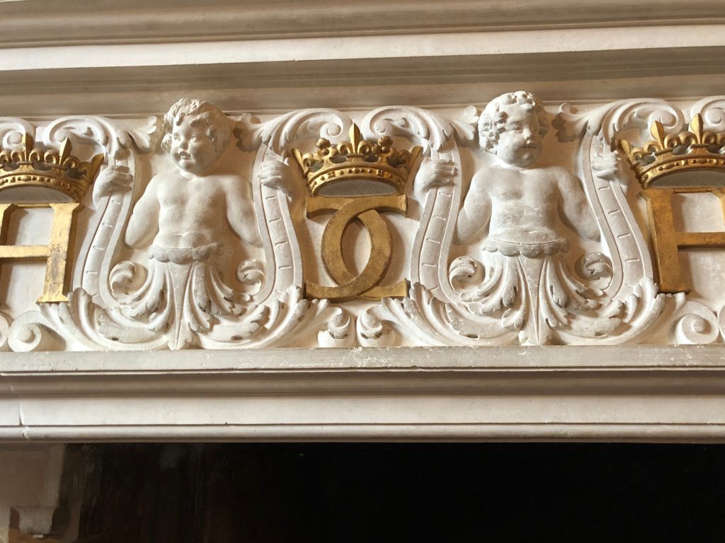 Royal intertwined initials.